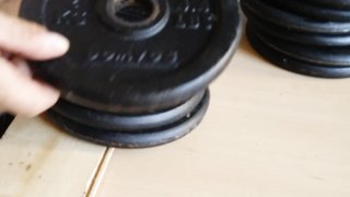 Viele Reißzwecken-Folter an meinem Schwanz