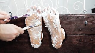 Mara’s Shaving Foam Foot Punishment Returns