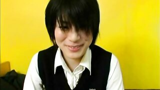 Nacht 24: A beginnt ihren Dienst in Ketten und mit Samen