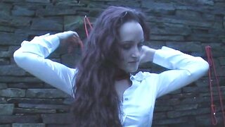 Chimera Bondage – Janine in Strumpfhosen: Erste Schicht