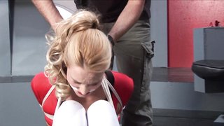 Master Chief binds his mistress on the spaceship