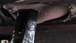 Babe machine fucked while moving around the neighborhood bound