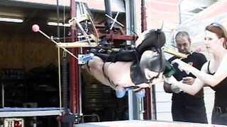 Wenn ein Ingenieur zum Sadisten wird, wird alles noch perverser